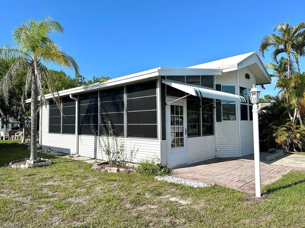 4590 Candlestick Ct, Estero, FL 33928-2609