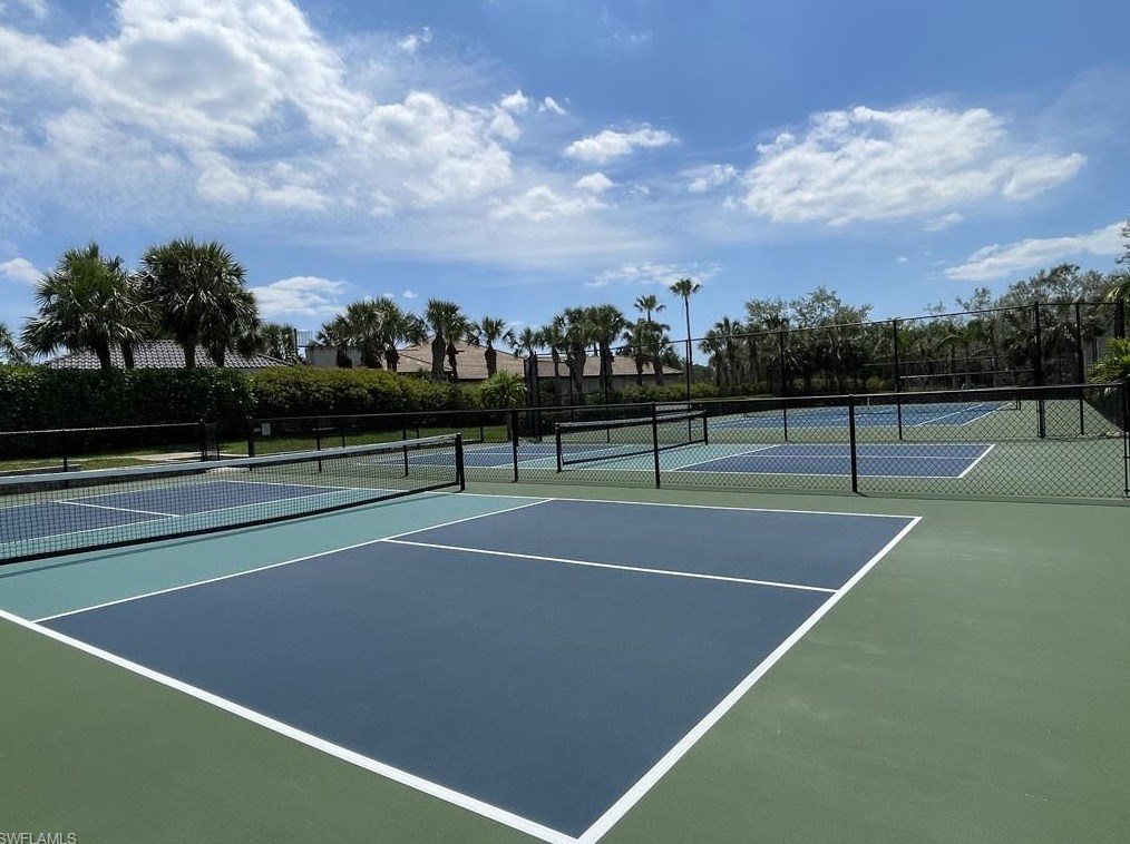 18141 Creekside View Dr, Fort Myers FL 33908-4752 exterior