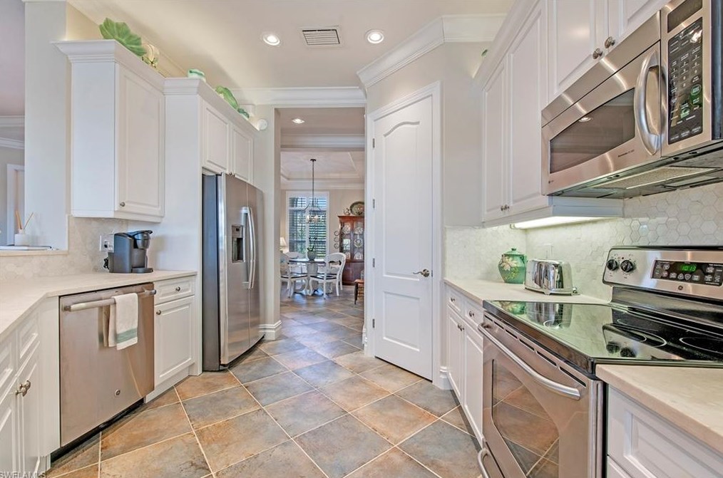 18141 Creekside View Dr, Fort Myers FL 33908-4752 exterior