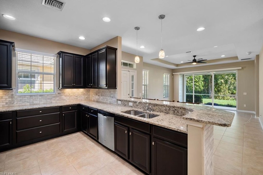 9934 Palmarrosa Way, Fort Myers, FL 33919-6605