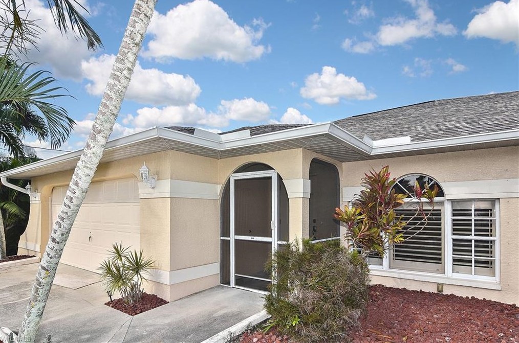 4702 23rd Ave, Cape Coral, FL 33914-3019
