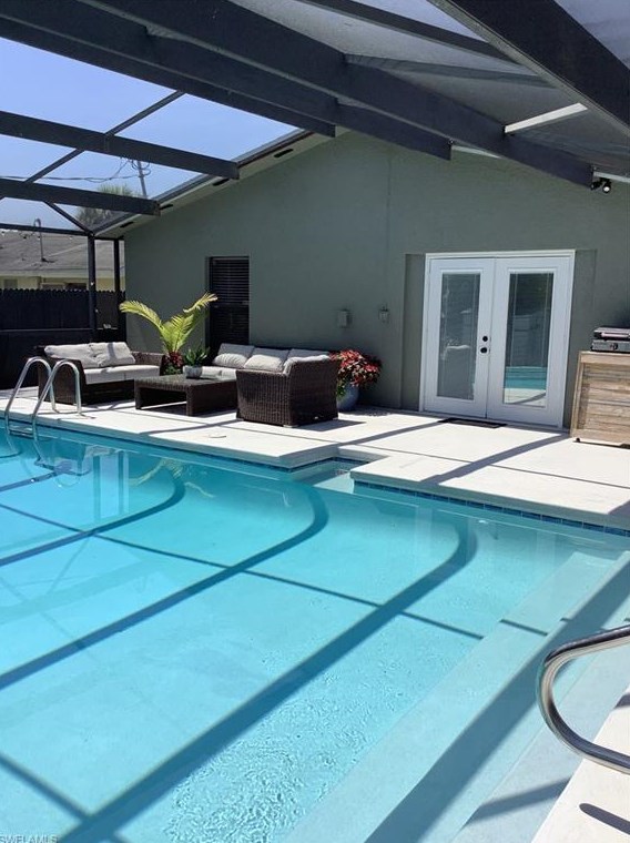 5222 Trammel St, Naples, FL 34113-7736