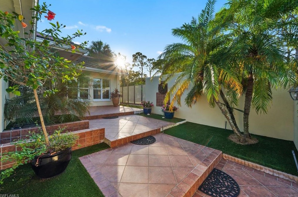 3163 Greenflower Ct, Bonita Springs, FL 34134-4300