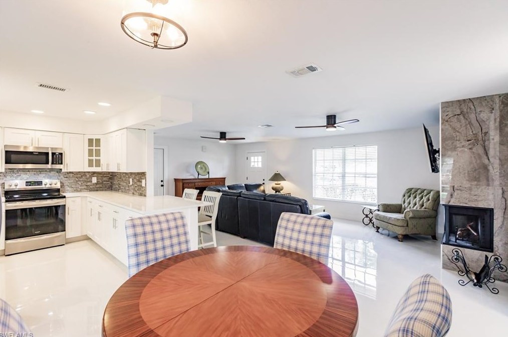 27228 Gasparilla Dr, Bonita Springs FL  34135-4310 exterior