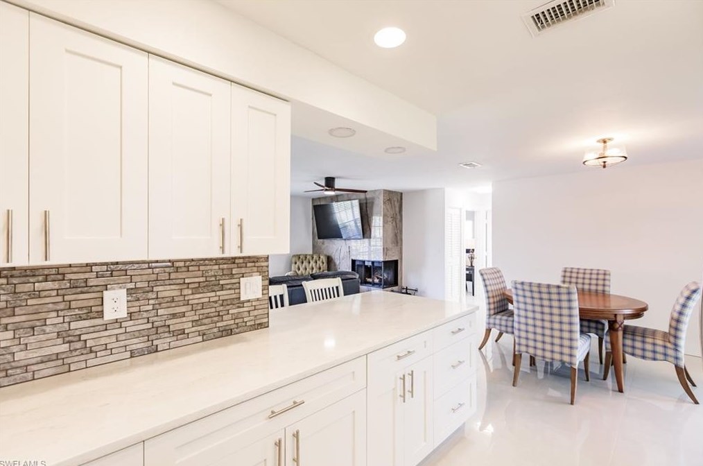 27228 Gasparilla Dr, Bonita Springs FL  34135-4310 exterior