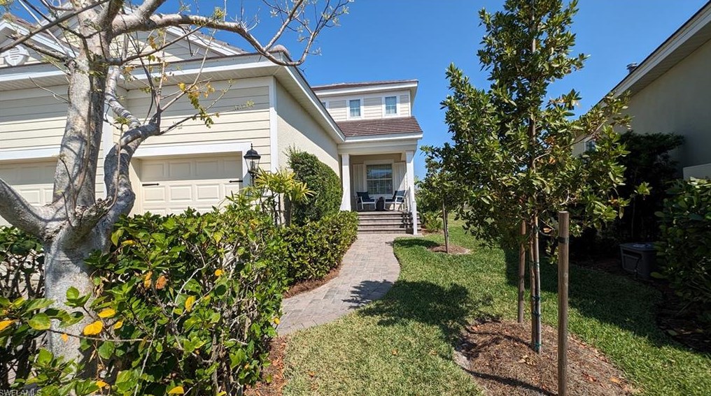 8572 Big Mangrove Dr, Fort Myers, FL 33908