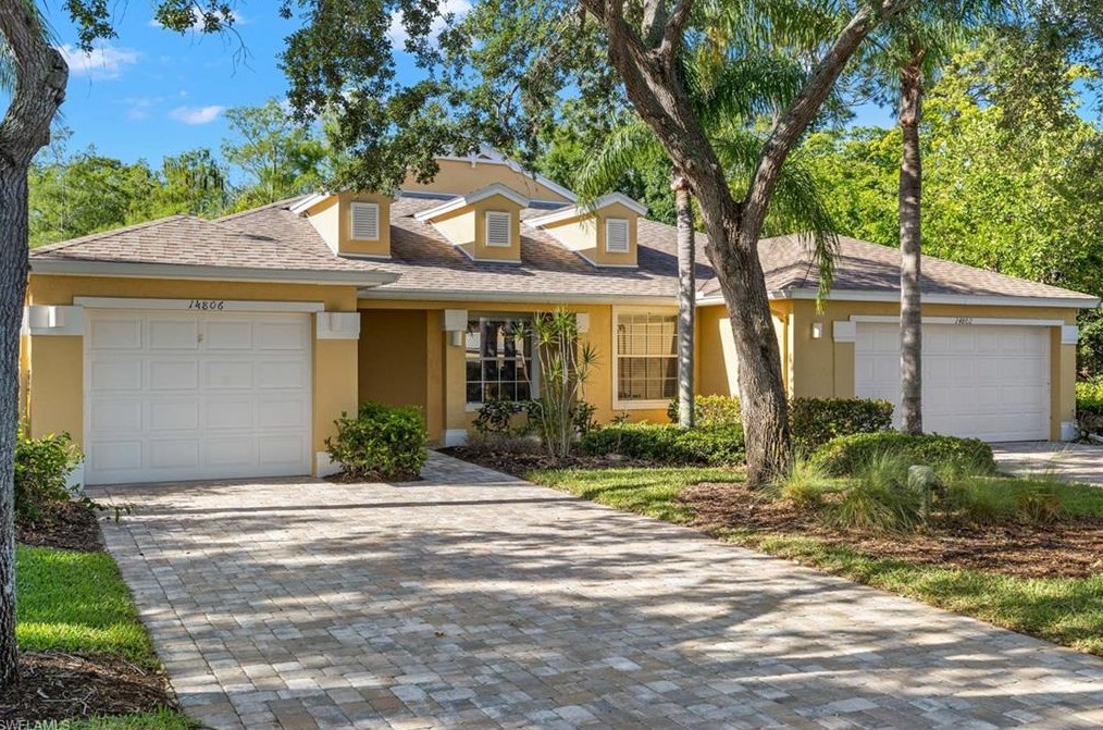 14806 Sterling Oaks Dr, Naples, FL 34110-4100