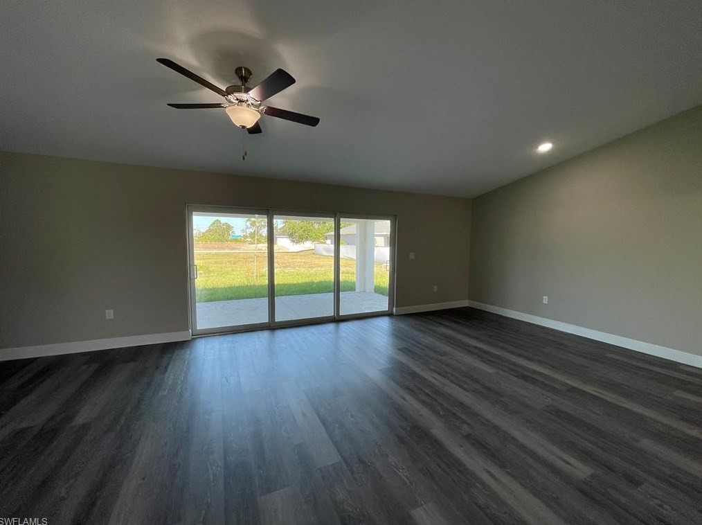 3914 Ne 10th Ave, Cape Coral, FL 33909