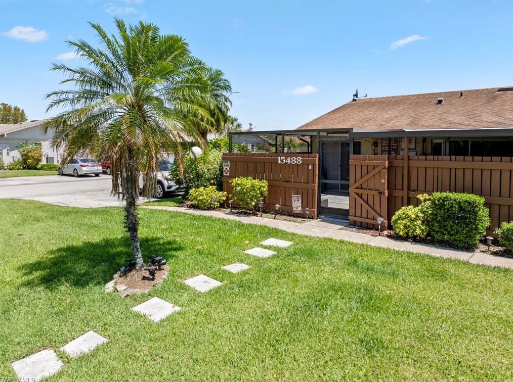 15488 Crystal Lake Dr, Fort Myers, FL 33917-5659