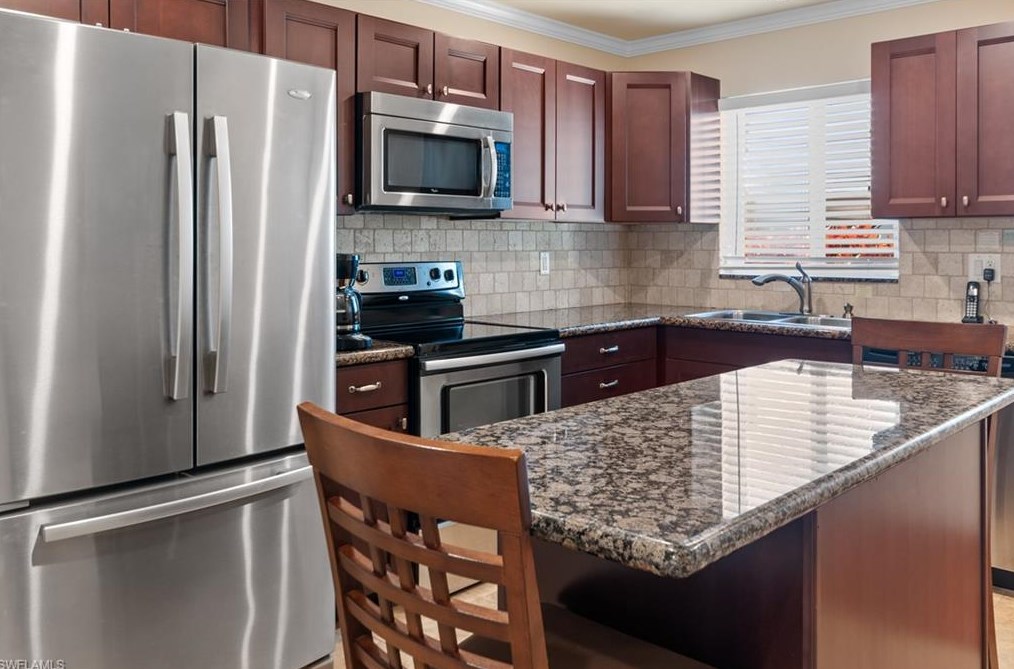 104 Bennington Dr, Fort Myers, FL