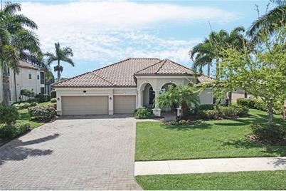 10130 Biscayne Bay Ln, Naples, FL 34120 - Photo 1