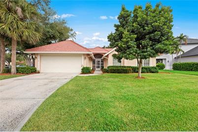 11464 Waterford Village Ct, Fort Myers, FL 33913 - Photo 1