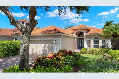 1026 Fountain Run, Naples, FL 34119 - Photo 1