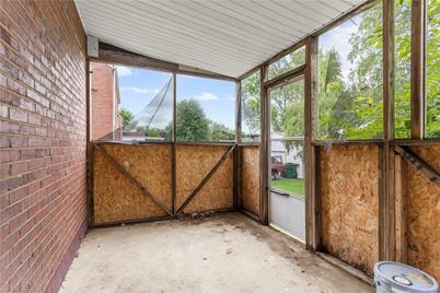 1099 George St, Sharon, PA 16146 - Photo 12
