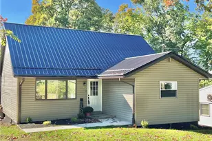 430 Shady Ln, Neshannock Township, PA 16105 - Photo 1