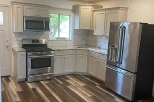 1144-1/2 Race St, Stowe Township, PA 15136 - Photo 4