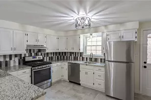 145 E Woodford Ave, East Pittsburgh, PA 15210 - Photo 6