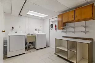 4770 Barone Dr, Pittsburgh, PA 15227 - Photo 32