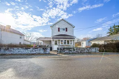 1340 Paradise Ave, Belle Vernon, PA 15012 - Photo 1