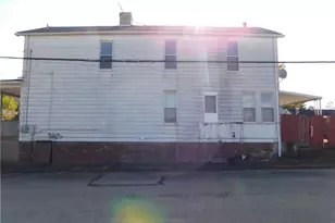 100 2nd St, Fayette City, PA 15438 - Photo 4