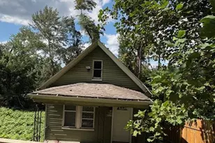 320 Mystic Ave, East McKeesport, PA 15035 - Photo 1