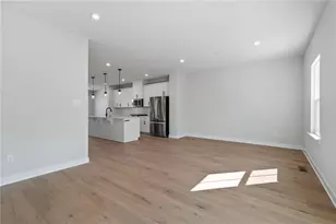 211 Yellowwood Dr, South Strabane, PA 15301 - Photo 10