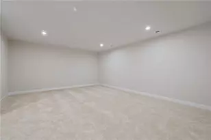 211 Yellowwood Dr, South Strabane, PA 15301 - Photo 22