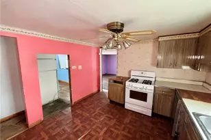 122 E Harvey St, Masontown, PA 15461 - Photo 8