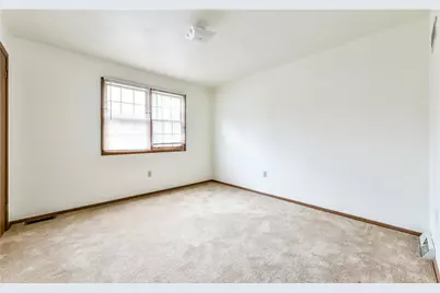 515 Barclay Ave, Pittsburgh, PA 15221 - Photo 10