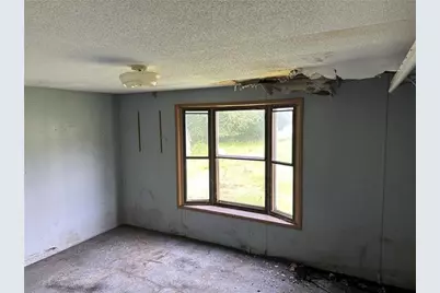 5676 Pa 711, Saint Clair Township, PA 15944 - Photo 10