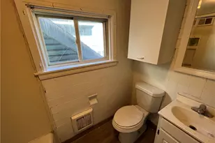 2222 7th Ave, Beaver Falls, PA 15010 - Photo 6