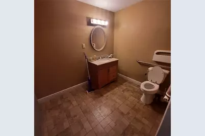 102 W Pike St, Canonsburg, PA 15317 - Photo 16