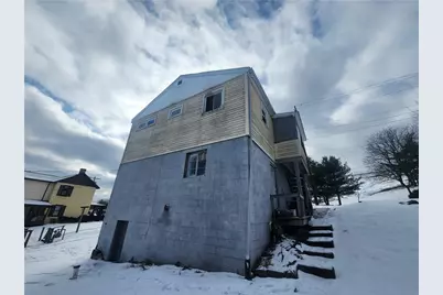 536 1/2 Butler Rd, East Franklin Township, PA 16201 - Photo 4