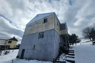 536 1/2 Butler Rd, East Franklin Township, PA 16201 - Photo 4