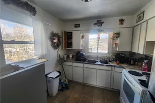 536 1/2 Butler Rd, East Franklin Township, PA 16201 - Photo 10