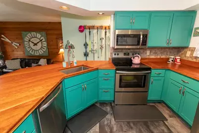 2803 Swiss Mountain Dr, Seven Springs, PA 15622 - Photo 8