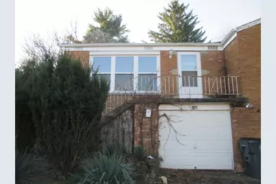 46-48 Greenbriar Dr, Scott Township, PA 15220 - Photo 4