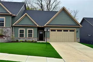 107 Hemingway Ln, Kennedy Township, PA 15108 - Photo 2