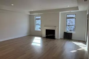 107 Hemingway Ln, Kennedy Township, PA 15108 - Photo 4