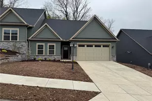 107 Hemingway Ln, Kennedy Township, PA 15108 - Photo 1