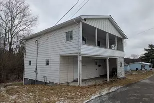 12 Circle St, Brownsville, PA 15417 - Photo 2