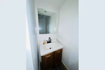 403 Wall Ave, Wall Boro, PA 15148 - Photo 10