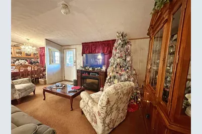 702 Dauphin Dr, Cranberry Township, PA 16066 - Photo 6