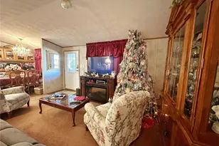 702 Dauphin Dr, Cranberry Township, PA 16066 - Photo 6