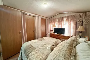 702 Dauphin Dr, Cranberry Township, PA 16066 - Photo 12