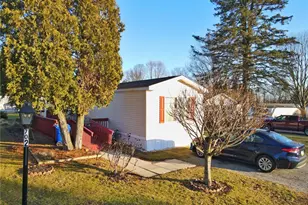 702 Dauphin Dr, Cranberry Township, PA 16066 - Photo 28