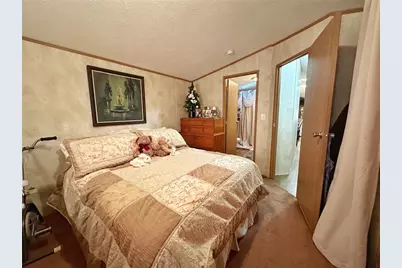 702 Dauphin Dr, Cranberry Township, PA 16066 - Photo 14