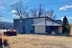 2092 John St, West Elizabeth, PA 15063 - Photo 8