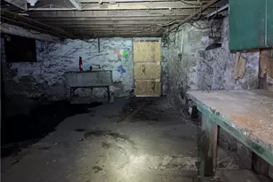 421 Fairview Ave, Turtle Creek, PA 15145 - Photo 12