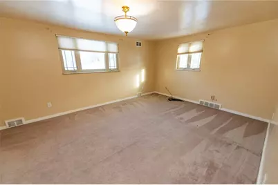 528 Wimer Cir, Ross Twp, PA 15237 - Photo 32
